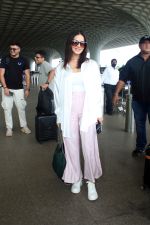 Sunny Leone spotted at airport departure on 10th Sept 2023 (12)_64fef9c5db3b2.JPG