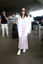 Sunny Leone spotted at airport departure on 10th Sept 2023 (15)_64fef9d133f60.JPG