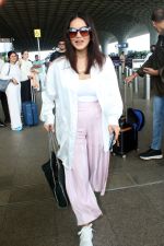 Sunny Leone spotted at airport departure on 10th Sept 2023 (20)_64fef9e2c16d4.JPG