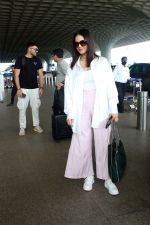 Sunny Leone spotted at airport departure on 10th Sept 2023 (6)_64fef9acb5027.JPG