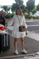 Anjum Fakih Spotted At Airport Departure on 12th Sept 2023 (1)_650066b6b14bd.JPG