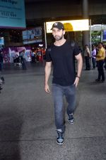 Laksh Lalwani Spotted At Airport on 15th Sept 2023 (9)_65046a73d98ef.JPG