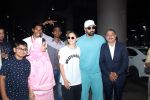 Ranbir Kapoor and Alia Bhatt Spotted At Airport Arrival on 15th Sept 2023 (14)_650464b2a12d4.JPG