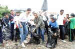 Karishma Tanna, Saher Bhamla, Sophie Choudry at Beach Clean Up Day For The Mega Mithi River Clean-A-Thon on 16th Sept 2023