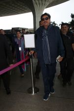 Shatrughan Sinha Spotted At Airport Departure on 16th Sept 2023 (11)_6506de8447194.JPG