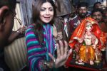 Shilpa Shetty brings home Ganesha Idol on 17th Sept 2023 (3)_650708c57467a.jpg