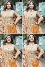 Shilpa Shetty Spotted At Indias Best Dancer Set For Promotion Of Her Film Sukhee on 18th Sept 2023