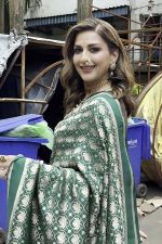 Sonali Bendre Spotted At Indias Best Dancer Set on 18th Sept 2023 (8)_650800f353a99.jpg