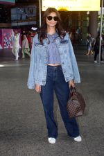 Daisy Shah Spotted At Airport Arrival on 19th Sept 2023 (13)_65097ade18740.JPG