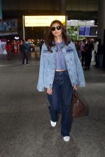 Daisy Shah Spotted At Airport Arrival on 19th Sept 2023 (16)_65097ae844476.JPG