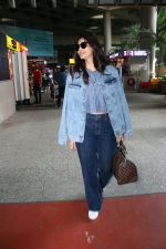 Daisy Shah Spotted At Airport Arrival on 19th Sept 2023 (21)_65097af84883d.JPG