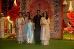 AbRam Khan, Gauri Khan, Savita Chhibber, Shah Rukh Khan, Suhana Khan at Ambani House Antilia for Ganpati Darshan on 19th Sept 2023 (222)_650acee411611.jpeg