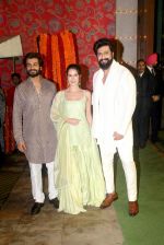 Isabelle Kaif, Sunny Kaushal, Vicky Kaushal at Ambani House Antilia for Ganpati Darshan on 19th Sept 2023 (194)_650ad3b0e4bc9.jpeg