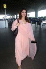 Vaani Kapoor Spotted At Airport Departure on 19th Sept 2023 (4)_650a74b8e83c6.JPG