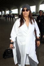 Geeta Kapur Spotted At Airport Departure on 20th Sept 2023 (14)_650d59f926126.JPG