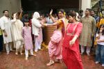 Shamita Shetty, Shilpa Shetty, Vivaan Raj Kundra at Ganpati Visarjan on 20th Sept 2023 (33)_650d6b908ac48.jpeg