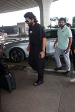 Allu Arjun spotted at Airport Departure on 23rd Sept 2023 (1)_650ee010da049.JPG