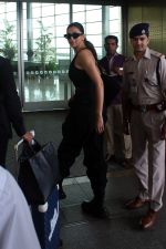 Deepika Padukone Spotted At Airport Departure on 23rd Sept 2023 (9)_650ed9798e248.jpg
