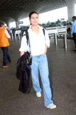 Fatima Sana Shaikh spotted at Airport Departure on 23rd Sept 2023 (2)_650edbf00c273.jpg