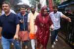 Remo DSouza, Lizelle DSouza visits Lalbaugcha Raja temple on 22nd Sept 2023