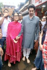 Sunny Leone, Daniel Weber visit Lalbaugcha Raja temple on 22nd Sept 2023 (18)_650ec022ab01c.jpeg