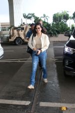 Sunny Leone Spotted At Airport Departure on 25th Sept 2023 (1)_6512efae8021f.JPG