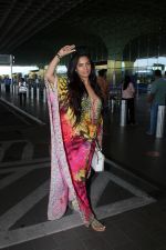 Poonam Pandey Spotted At Airport Departure on 27th Sept 2023 (16)_65151766f0fae.JPG