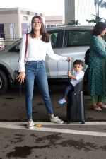 Kajal Aggarwal Spotted At Airport Departure on 28th Sept 2023 (2)_6516dd7ad2d80.JPG