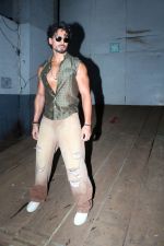 Tiger Shroff at Indias Best Dancer set at Filmcity on 28th Sept 2023 (19)_6516e9aaa7edf.JPG
