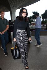 Sunny Leone Spotted At Airport Departure on 29th Sept 2023 (11)_651821b782f0e.JPG