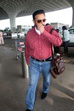 Gulshan Grover Spotted At Airport Departure on 30th Sept 2023 (4)_651925da715b0.JPG
