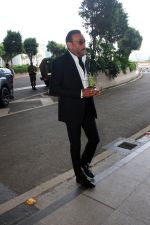 Jackie Shroff Spotted At Airport Departure on 30th Sept 2023 (1)_65195c6ccca4e.JPG