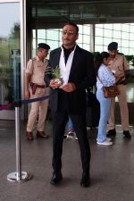 Jackie Shroff Spotted At Airport Departure on 30th Sept 2023 (11)_65195c9153666.JPG