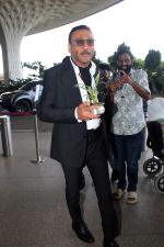Jackie Shroff Spotted At Airport Departure on 30th Sept 2023 (3)_65195c734cc7c.JPG