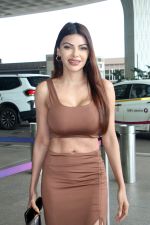 Sherlyn Chopra Spotted At Airport Departure on 30th Sept 2023 (16)_65194bdd4837d.JPG