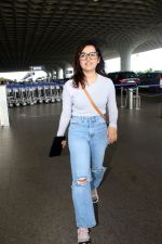 Shirley Setia Spotted At Airport Departure on 30th Sept 2023 (15)_651950317c1c4.JPG
