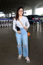 Shirley Setia Spotted At Airport Departure on 30th Sept 2023 (5)_6519501248d65.JPG