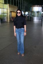 Yuvika Chaudhary Spotted At Airport Departure on 30th Sept 2023 (10)_651929572988a.JPG