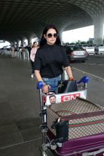 Yuvika Chaudhary Spotted At Airport Departure on 30th Sept 2023 (13)_6519296763739.JPG