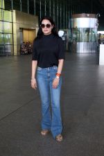 Yuvika Chaudhary Spotted At Airport Departure on 30th Sept 2023 (3)_65192938ca35d.JPG