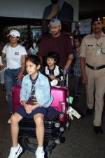 Harbhajan Singh, Geeta Basra, Hinaya Singh, Jovan Veer Singh Plaha Spotted At Airport Arrival on 2nd Oct 2023 (18)_651aa68d99ed9.JPG