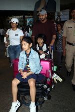 Harbhajan Singh, Geeta Basra, Hinaya Singh, Jovan Veer Singh Plaha Spotted At Airport Arrival on 2nd Oct 2023 (19)_651aa690abc2a.JPG
