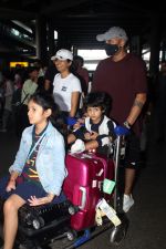 Harbhajan Singh, Geeta Basra, Hinaya Singh, Jovan Veer Singh Plaha Spotted At Airport Arrival on 2nd Oct 2023 (6)_651aa665a8fcf.JPG
