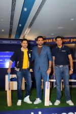 Santosh Kumar, Varun Dhawan, Zaheer Khan at booking.com being official accomodation partner for the ICC Men World Cup 2023 on 3rd Oct 2023 (111)_651e88da3191b.JPG
