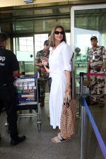 Sonali Bendre Spotted At Airport Departure on 6th Oct 2023