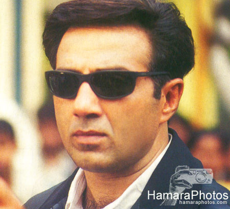 Sunny Deol Celebrates 32 Years Of Ghayal