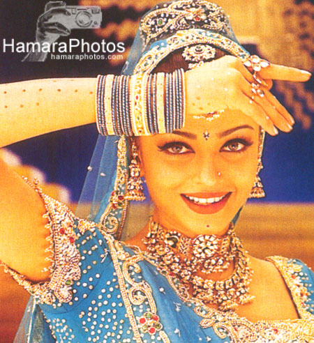 Aishwarya Rai / Aishwarya Rai Bachchan - Bollywood Photos