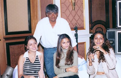 Vikram Bhatt, Preeti Jhangiani, Amrita Arora & Aarti Chhabria