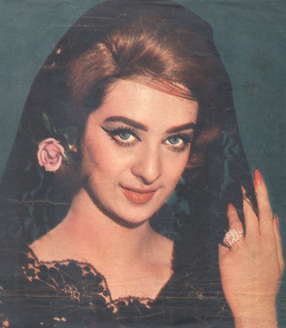 Saira Bano / Saira Bano - Bollywood Photos