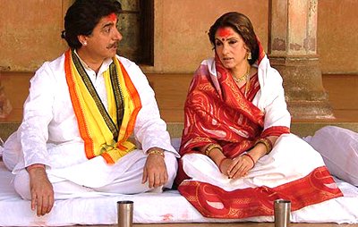 Raj Babbar & Dimple Kapadia, On the sets of Benares